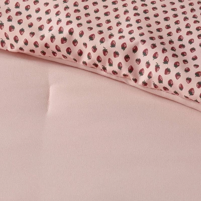 Strawberry Print Reversible Microfiber Comforter & Sheet Set Light Pink - Room Essentials™ - Image 5