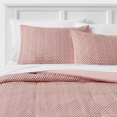 Strawberry Print Reversible Microfiber Comforter & Sheet Set Light Pink - Room Essentials™ - Image 8